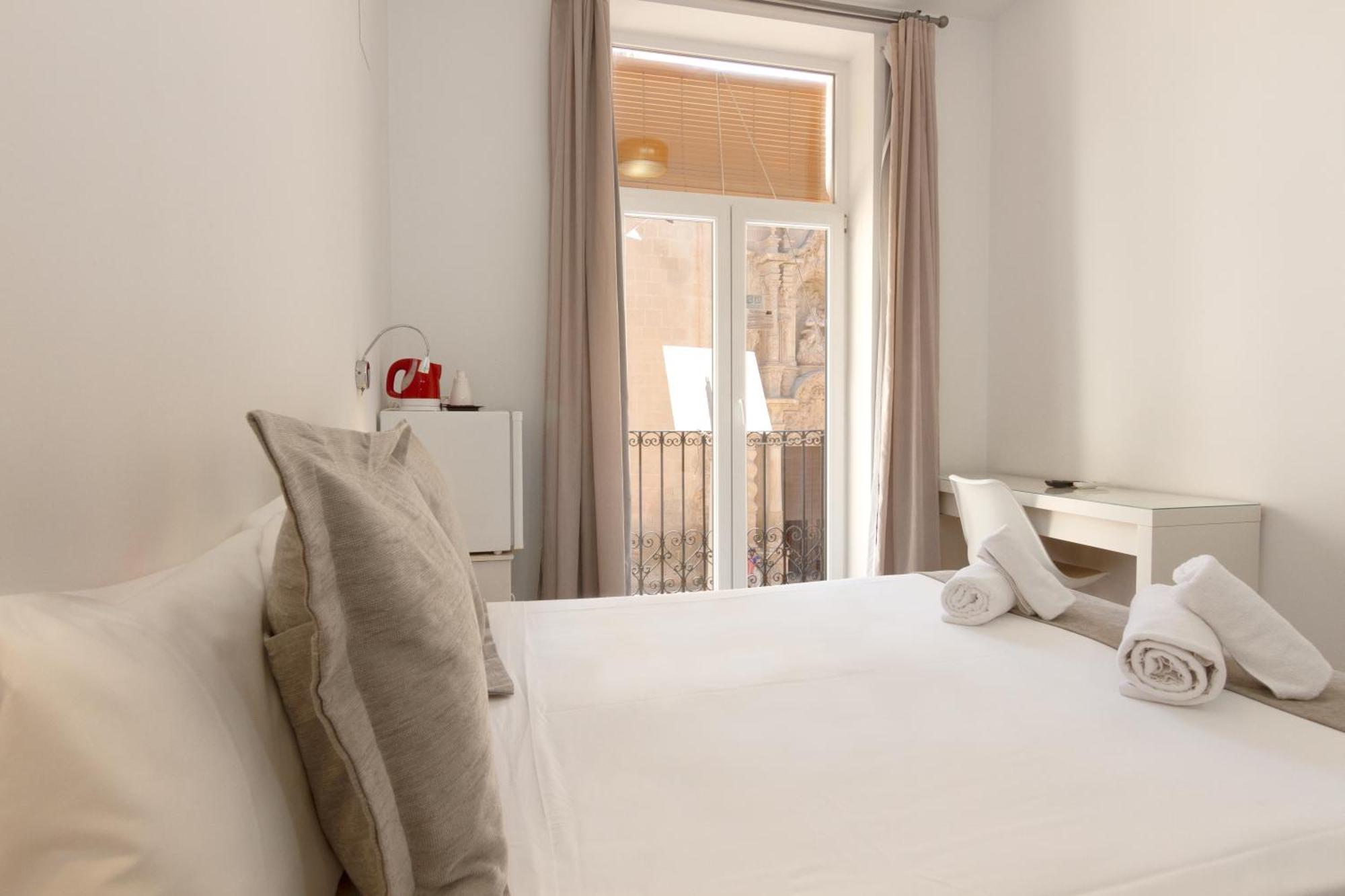 Hotel La Milagrosa Alicante Luaran gambar